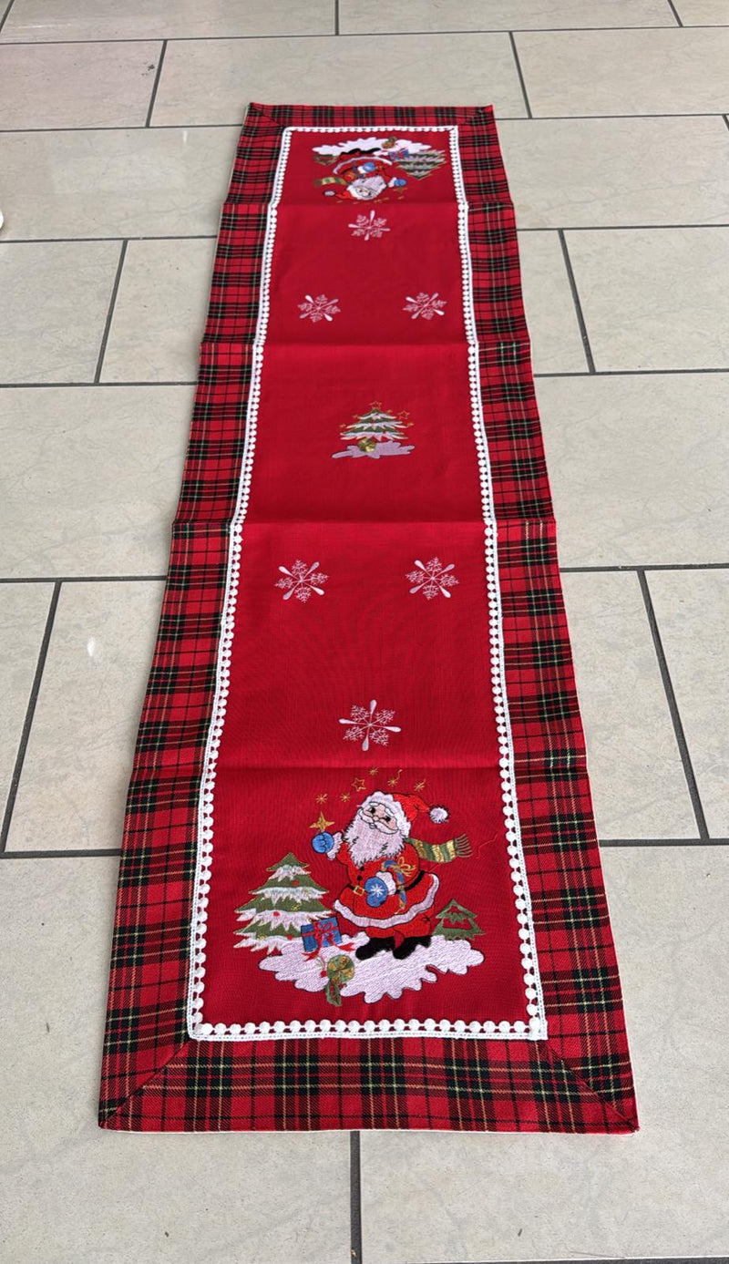 Runner 45X140 foderato e ricamato con pon pon Natale