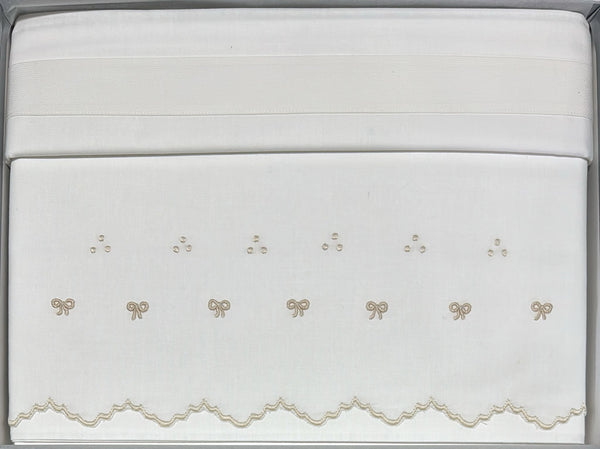 Coppia lenzuola lettino ÉLITE 100% puro cotone ricamati a mano scatolati  Made in Italy